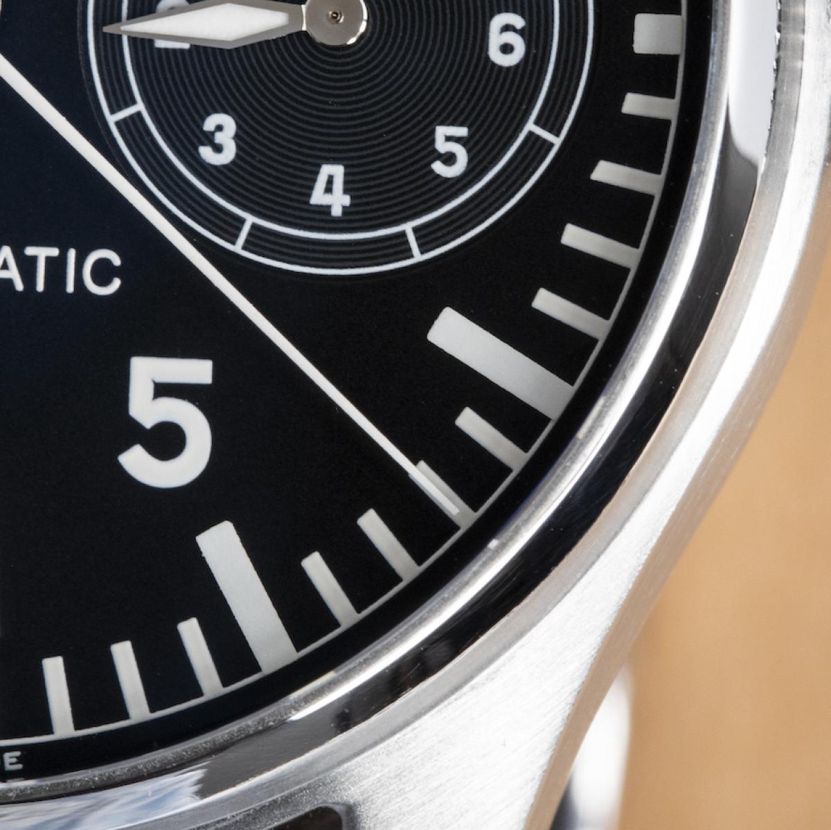411-17.jpg 411-17.jpg